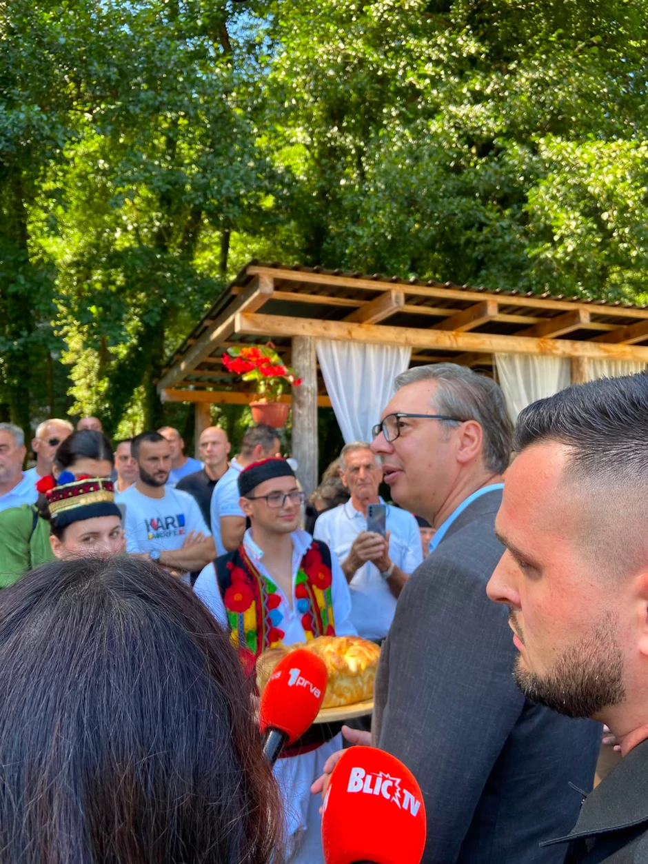 Vučić 