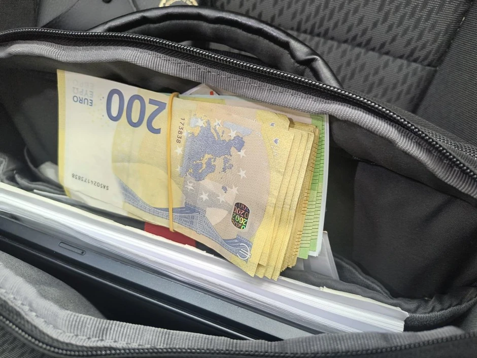 Zaplene na graničnom prelazu Bački Breg i Aerodromu Nikola Tesla