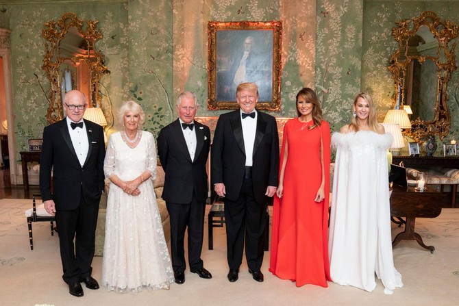 Melanija Tramp u haljini sečenih rukava u julu 2019. u Londonu 