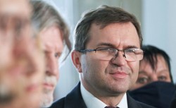 Prezydent podpisze "lex TVN"? Girzyński: Przekonano go