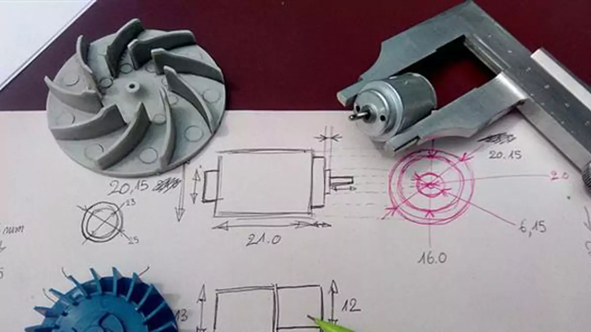 Student z Francji wymyślił mały odkurzacz, który wydrukujesz w drukarce 3D