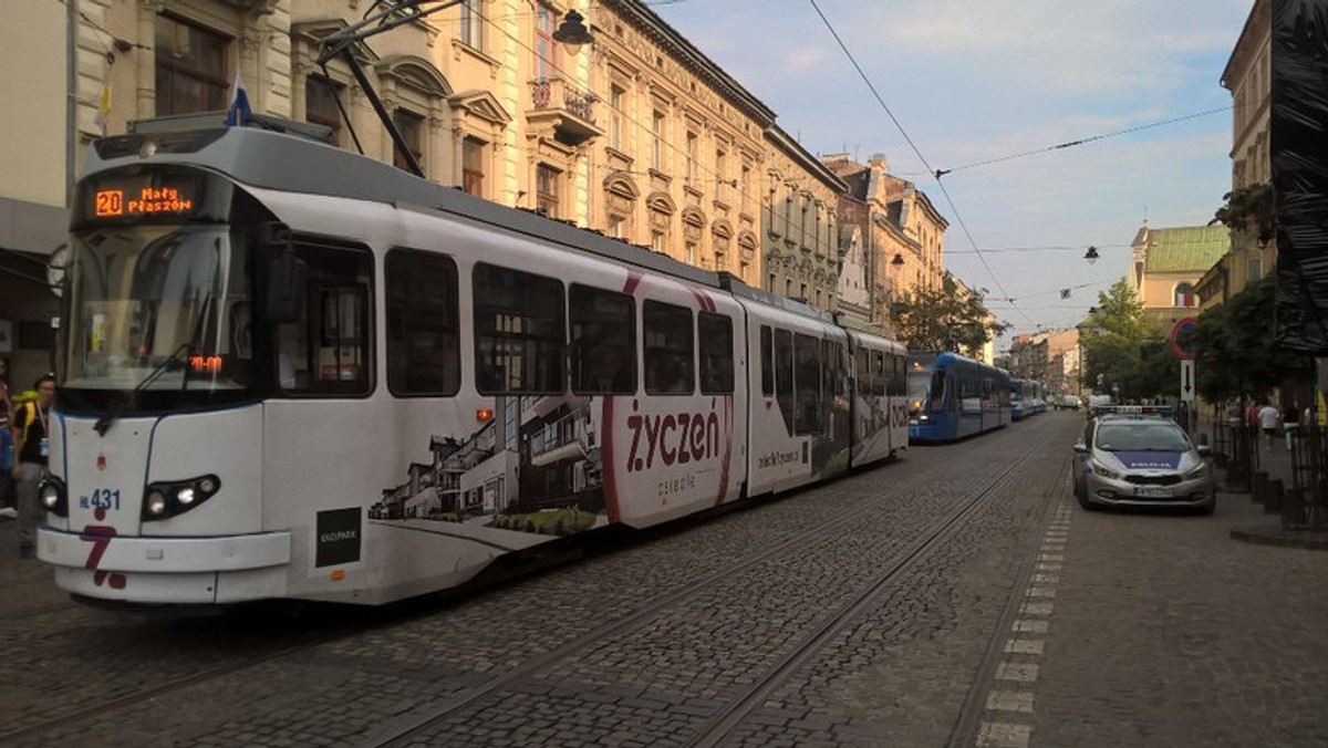 Zarząd Infrastruktury Komunalnej i Transportu ogłosił przetarg na remont torowiska do Bronowic. Na remont tego odcinka mieszkańcy Krakowa czekają od lat. Prace mają się rozpocząć jeszcze w tym roku.