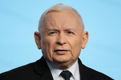 Kaczyński oburzony wystawą "Nasi chłopcy": Ma przypisać Polakom odpowiedzialność za II wojnę