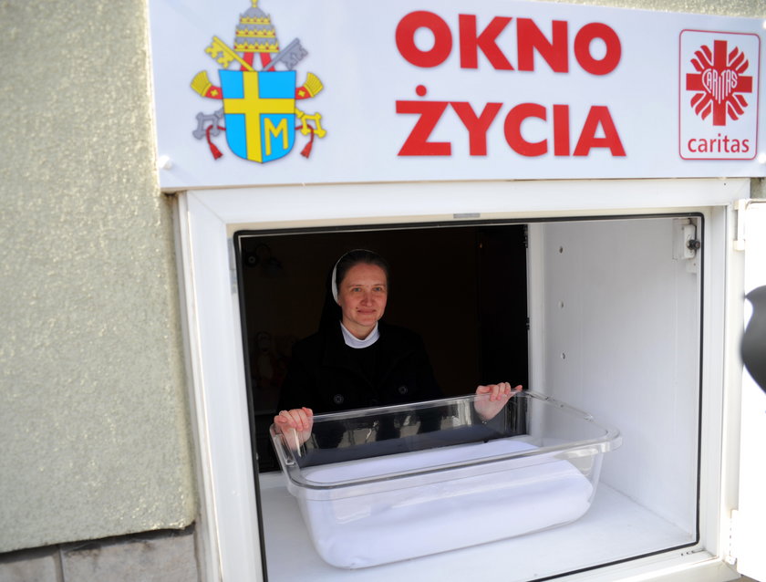 Okno życia w Krakowie