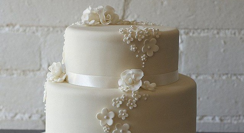 Two tier wedding cake (Courtesy)