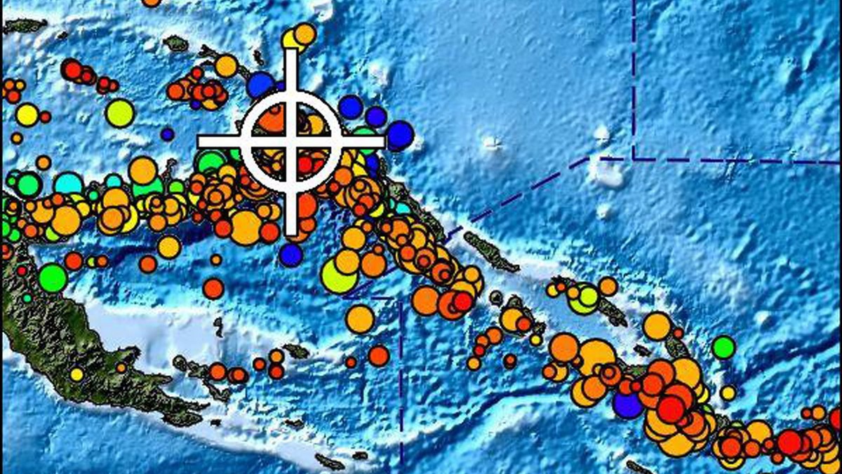 Trzęsienie ziemi o sile 7,7 w skali Richtera nawiedziło wybrzeże Papui-Nowej Gwinei, powodując niewielkie fale tsunami w południowej części Pacyfiku. Nie ma doniesień o ofiarach i dużych zniszczeniach.