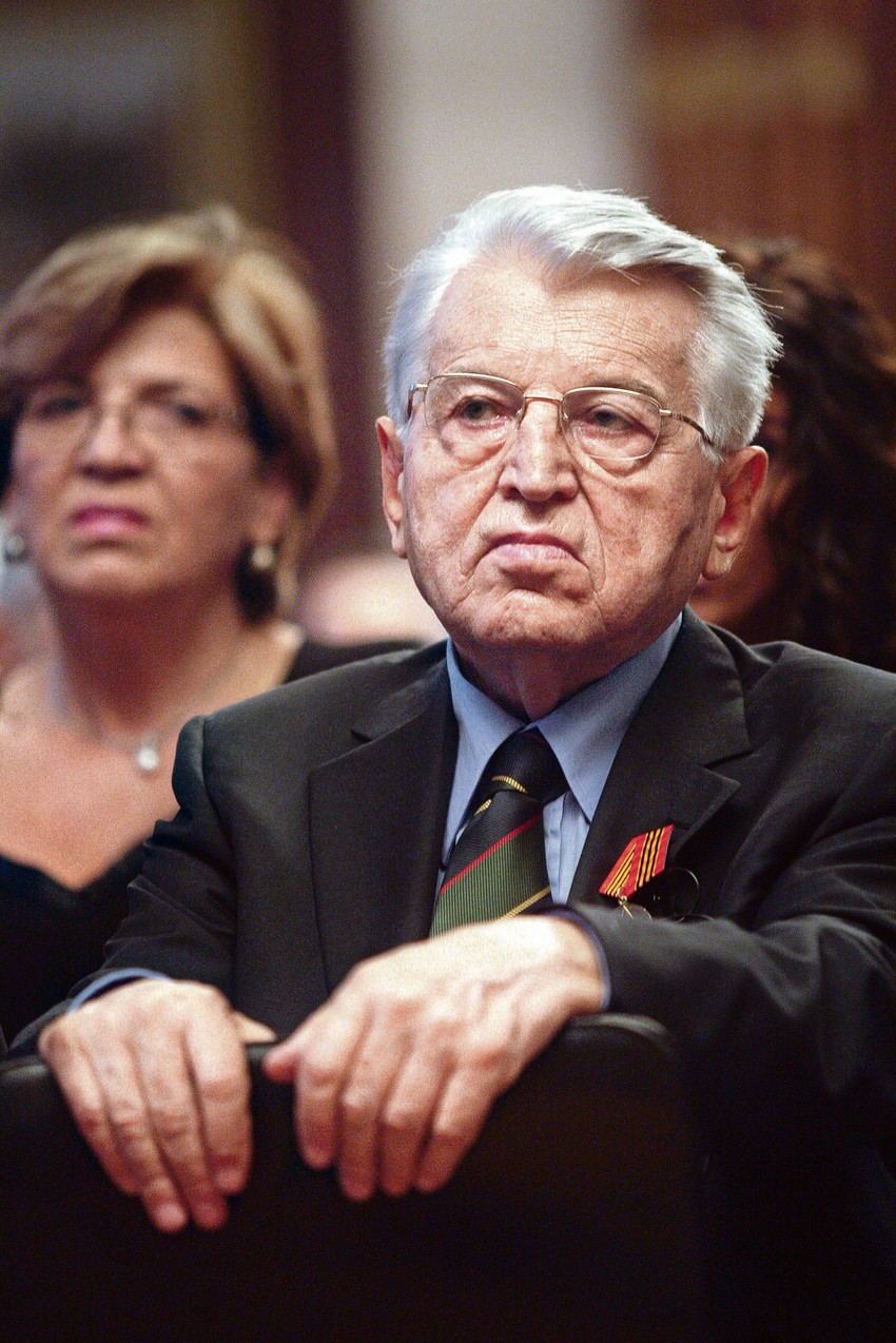 Dobrica Ćosić