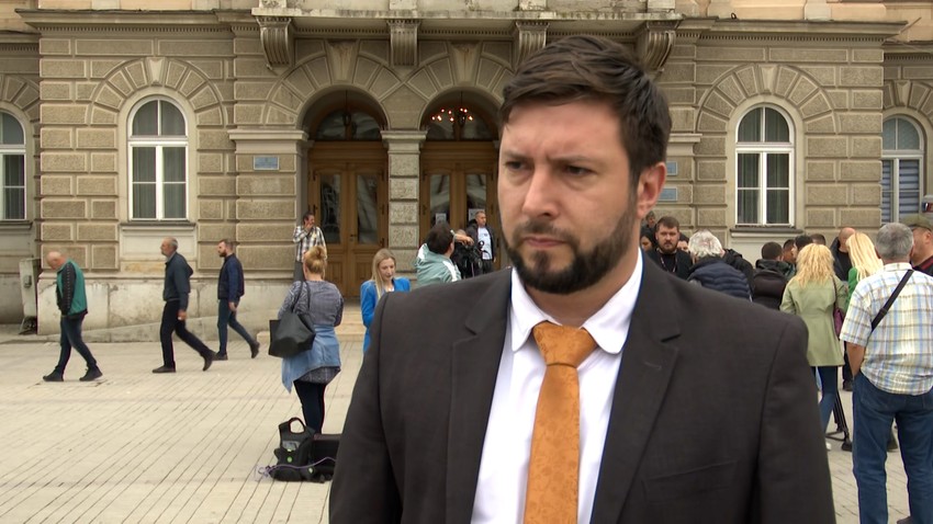 Stefan Stefanović, advokat porodica žrtava u masakru u Mladenovcu