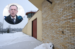 Więźniowie "powitali" Kamińskiego w Radomiu. Posłowie PiS nie kryją oburzenia