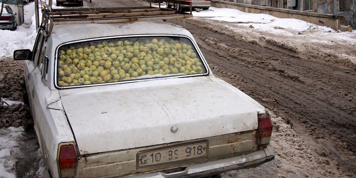 Możemy śmiało założyć, że Apple Car (o ile powstanie) będzie wyglądał nieco... nowocześniej. Ale firma jest w tyle za konkurencją