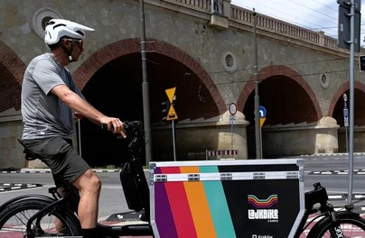 Nowe centrum rowerowe przy Hali Targowej. Mieszkańcy mogą wypożyczyć rowery cargo bez opłat