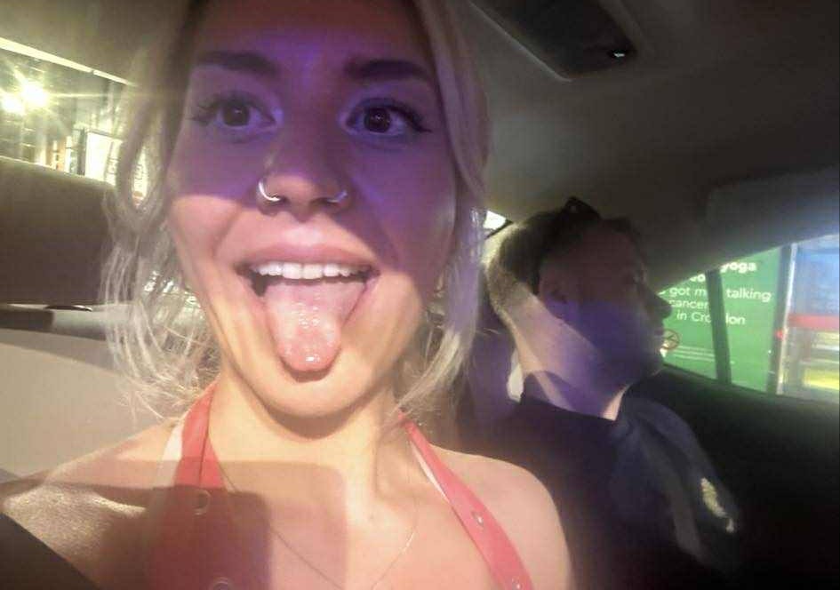 Dervla Curran zomrela koncom augusta po boji s psychickými problémami. 
