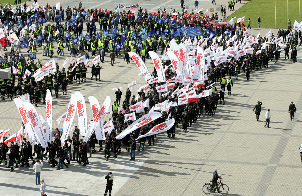 WARSZAWA MANIFESTACJA OPZZ i NSZZ &amp;quot;SOLIDARNOŚĆ&amp;quot; BUDŻETÓWKA P