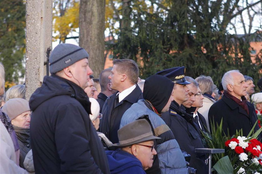 Politycy w żałobie. Zdjęcia z pogrzebu Marka Rosiaka