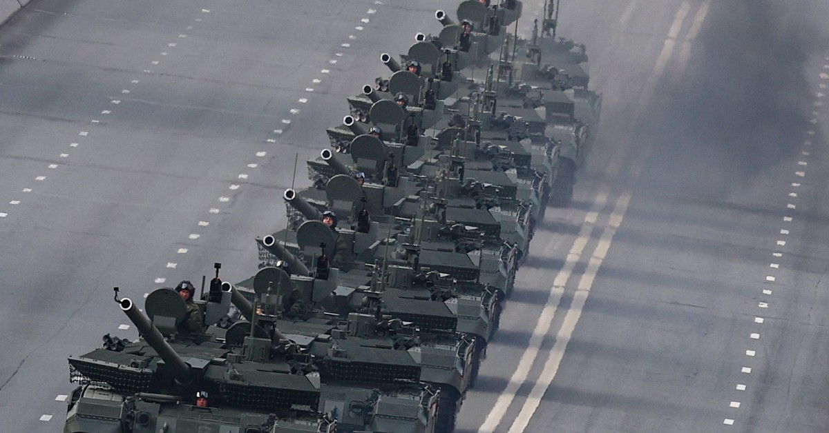 Odkryli konwój pełen czołgów T–72. W Rosji dzieje się coś niepokojącego