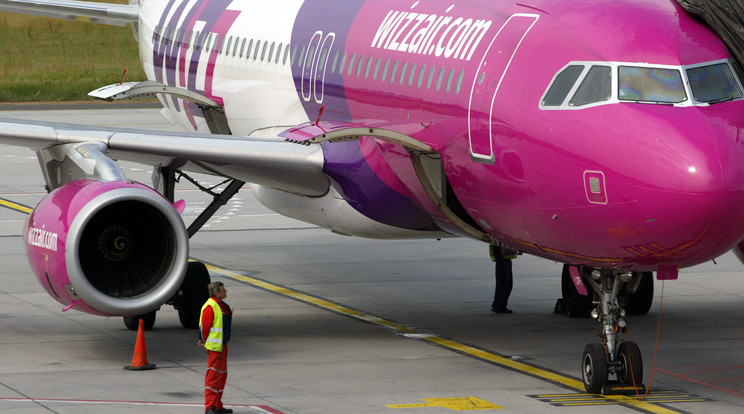 Tévképzetei lehettek annak a magyar utasnak, aki miatt 18 órát a Wizz Air egyik budapesti járata/ Fotó: Northfoto