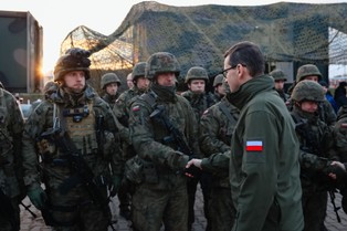 Święto Wojska Polskiego. Premier do żołnierzy: Dzięki Wam czujemy się bezpiecznie