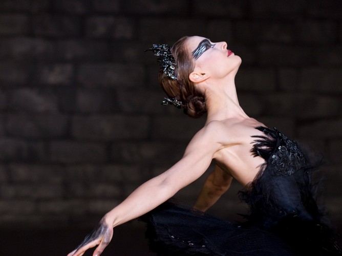 Natalie Portman najlepszą aktorką w dramacie 'Czarny Łabędź'