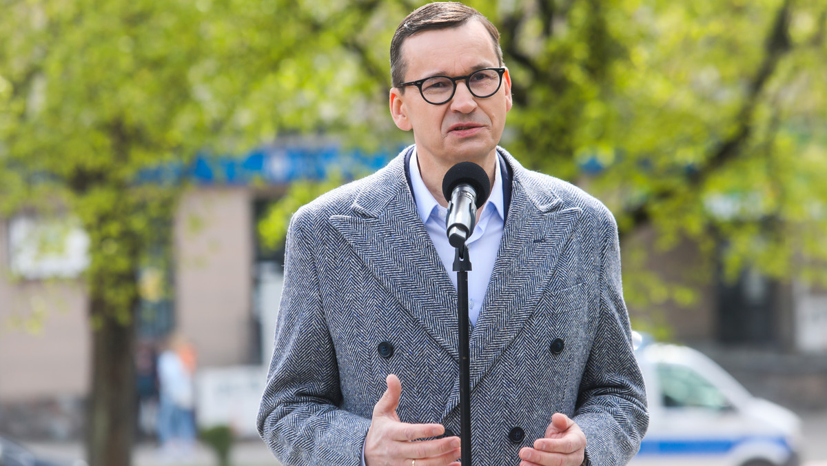 Morawiecki polecił politykom PO serial Netflixa. "Może coś zrozumieją"