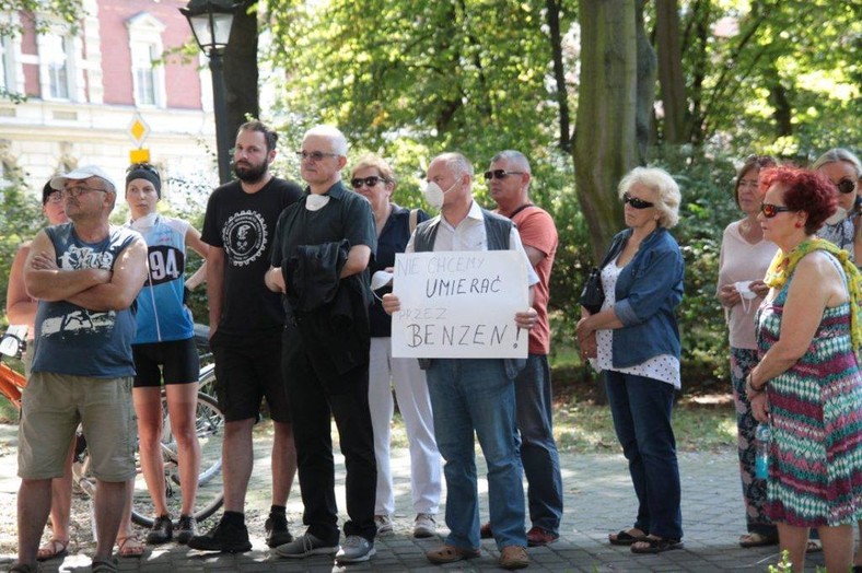 Akcja protestacyjna przed urzędem miasta