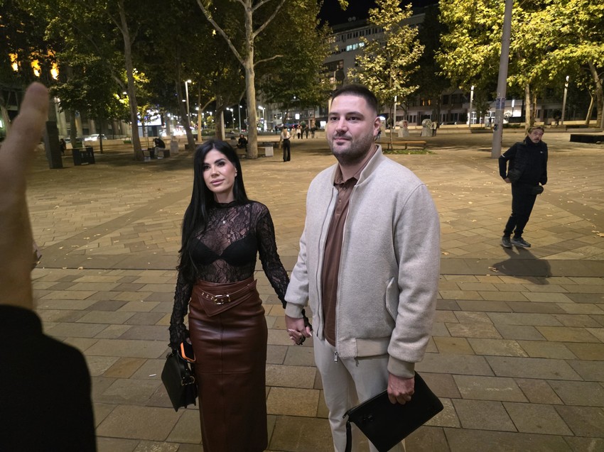 Poznati se sjatili na koncert Kaće Grujić: Zgodnoj ženi pevača se vidi brus