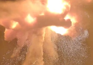 Raketa "Nju Glen" američke kompanije "Blue Origin", u vlasništvu osnivača Amazona Džefa Bezosa, eksplodirala je tokom testiranja