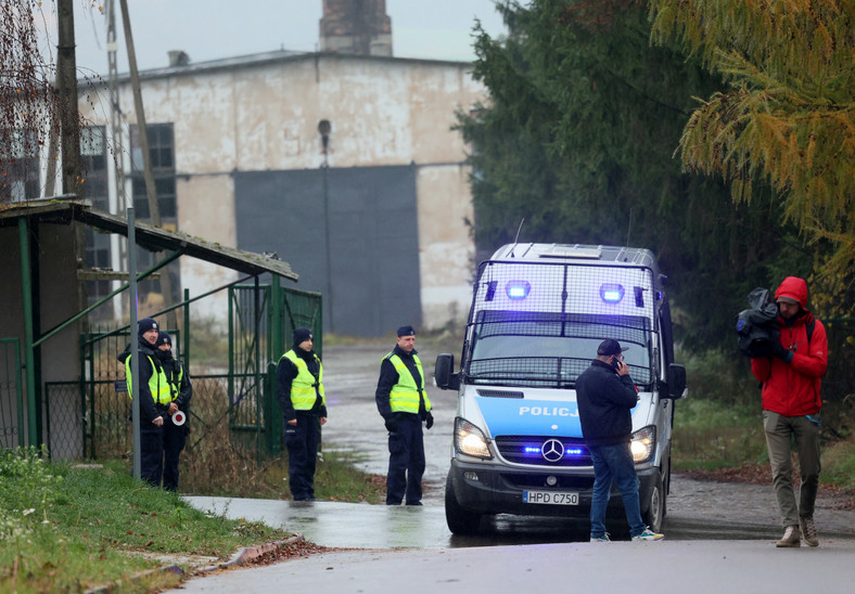 Służby pracują w Przewodowie 