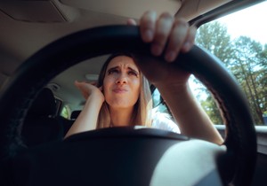 Vožnja sa spuštenim prozorom na auto-putu može biti izuzetno štetna za sluh