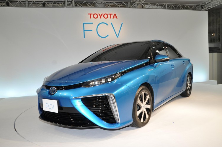Toyota FCV