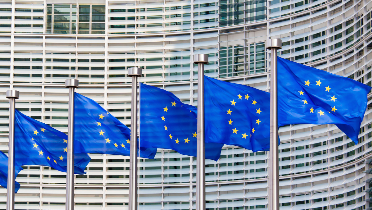 Komisja Europejska odnosi się do wyroku TK: budzi poważne obawy