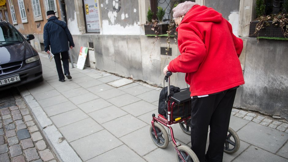 Seniorzy w pandemii - potrzebna pomoc