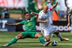 Ekstraklasa: Lech i Piast z kompletem punktów. Zmiana trenera nie pomogła Legii