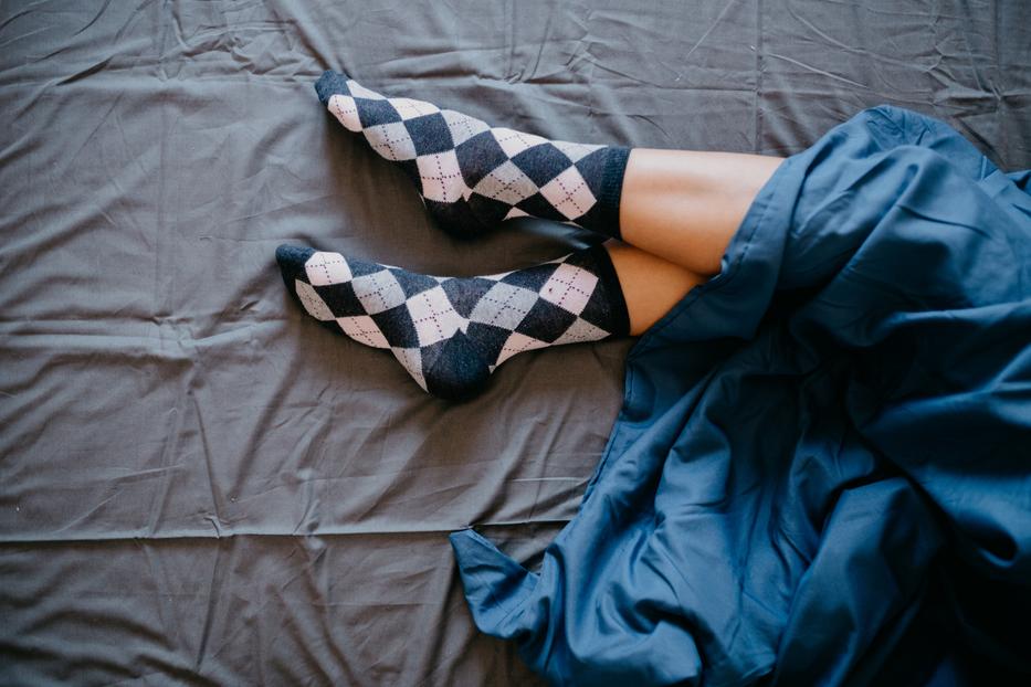 Ez a döbbenetes dolog történik a testeddel, ha zokniban alszol - Blikk Rúzs