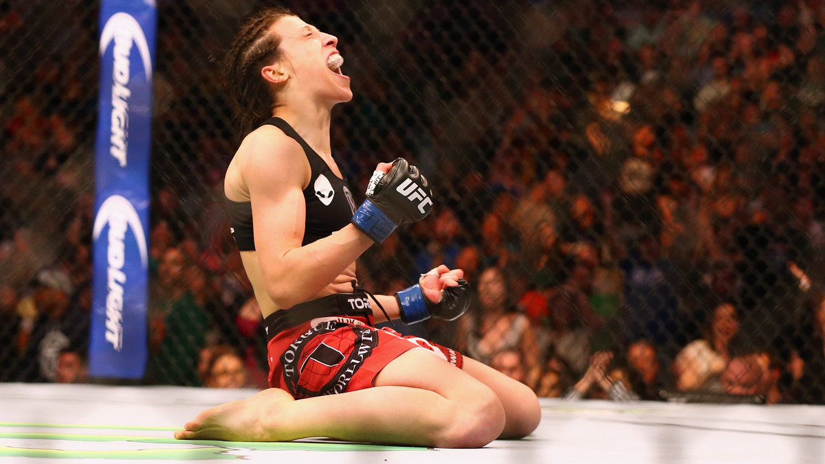 Zwycięstwo Joanny Jędrzejczyk nad Carlą Esparzą i tym samym wywalczenie tytułu mistrzowskiego UFC w kategorii słomkowej może być przełomowym momentem dla polskiego MMA. Dyscypliny, która rodziła się w dużych bólach, czekającej na powszechną akceptację. Na szczęście jest coraz lepiej. Polscy zawodnicy czynią ogromne postępy, co nie uszło uwadze UFC. Efekt? 11 kwietnia zorganizuje galę w Krakowie.