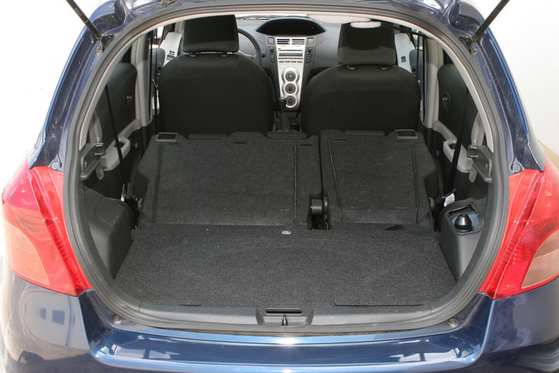Ford Fiesta V kontra Skoda Fabia II i Toyota Yaris II: wielkość ma znaczenie