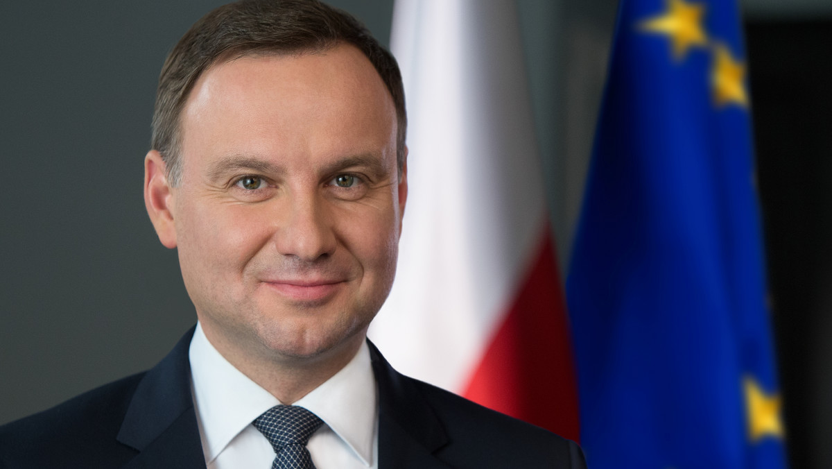 Decentralizacja państwa to jeden z istotniejszych elementów polskich przemian, któremu zawdzięczamy wiele społecznych i gospodarczych sukcesów - napisał prezydent Andrzej Duda w liście do uczestników XXXVIII Zgromadzenia Ogólnego Związku Miast Polskich w Serocku.