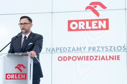 Piątka PiS nie tylko betonuje spółki. Ogranicza też prawa ich akcjonariuszy