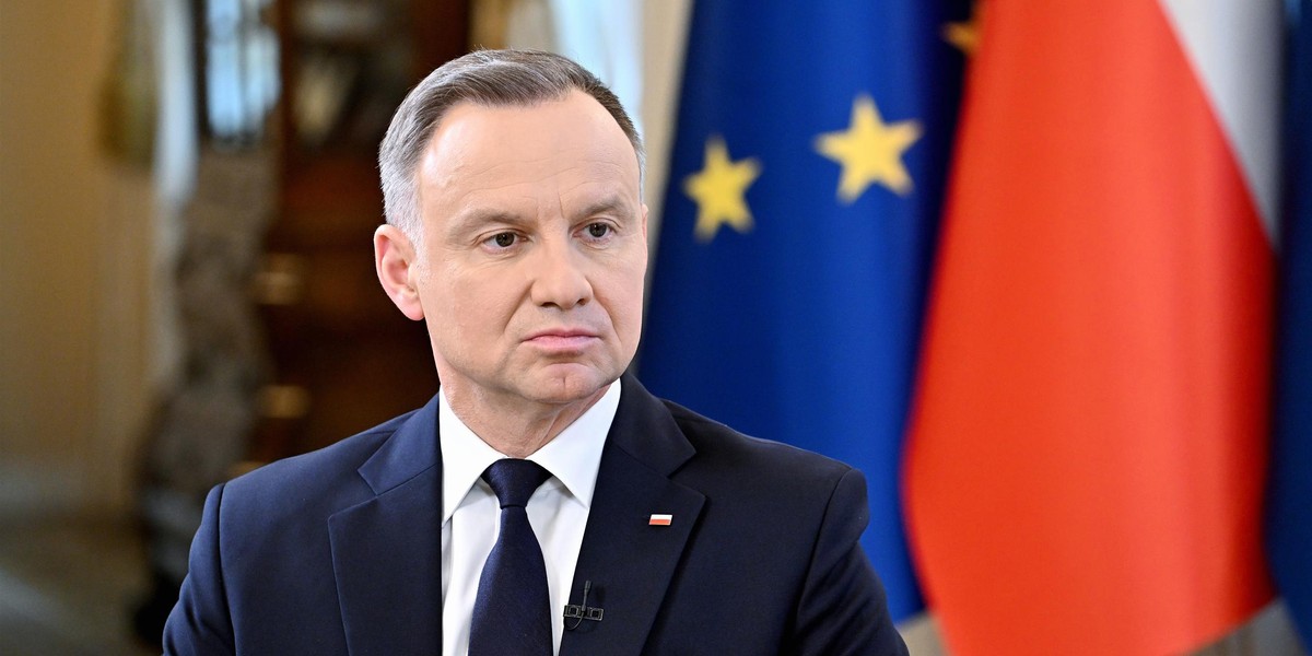 Andrzej Duda realizuje swoje groźby.