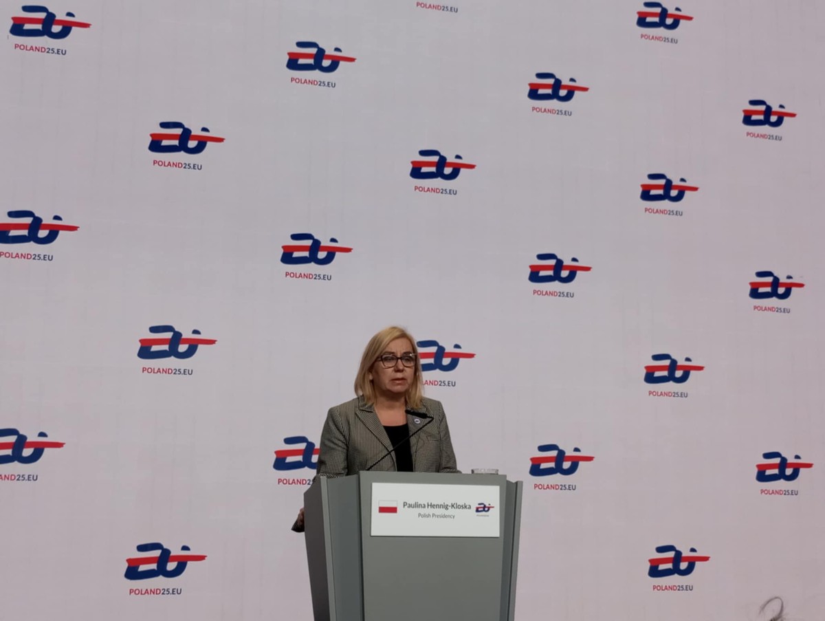 Unijne rozmowy w Warszawie o środowisku i klimacie. Europa chce walczyć z fake newsami
