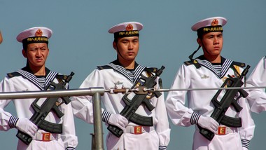 chiny i rosja wysyłają okręty pod granicę nato. do czegoś się szykują