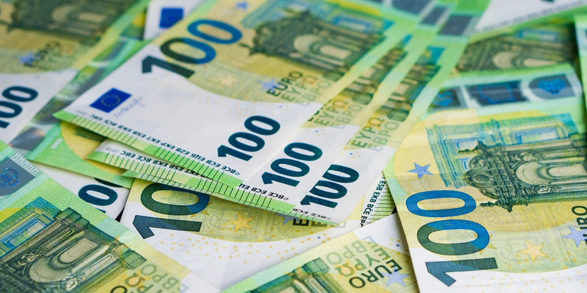 Euro to jedna z głównych walut wymienialnych na świecie 