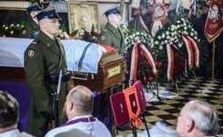 Prezydent Duda na pogrzebie 'Łupaszki': Przywracamy godność Polsce