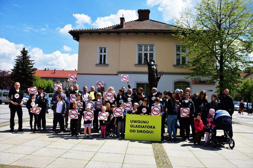 Antysmogowy protest na rynku w Krzeszowicach, 2019 fot. Kacper Ropka
