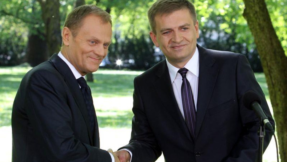 tusk arłukowicz uścisk