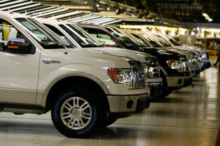 Kupimy tylko 310 tys. nowych aut