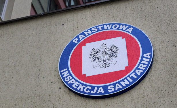 Dezubekizacja obejmie pracowników sanepidu