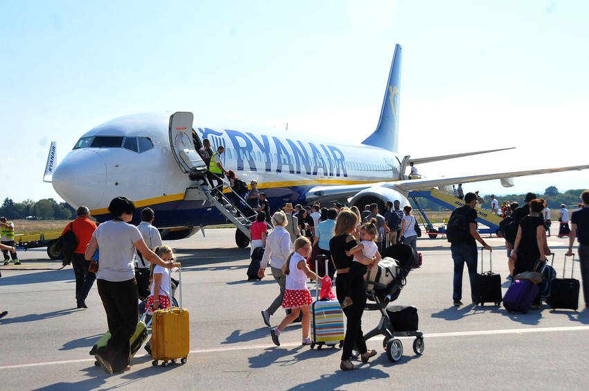 Česi su avionom komapnije "Rajner" stigli u Niš