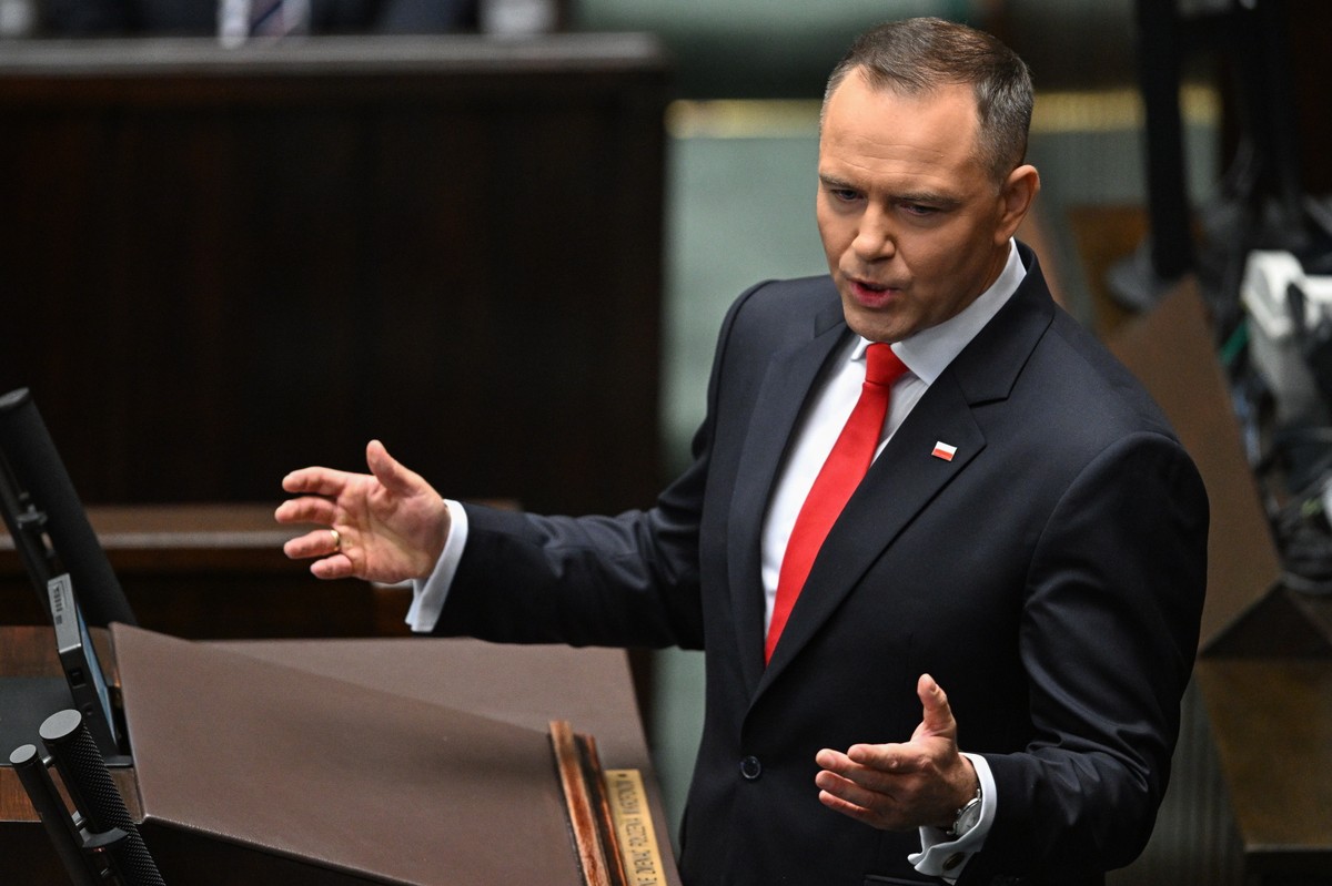 Prezydent RP Karol Nawrocki wygłasza swoje pierwsze orędzie w Sejmie RP mówił m.in. o wieku emerytalnym