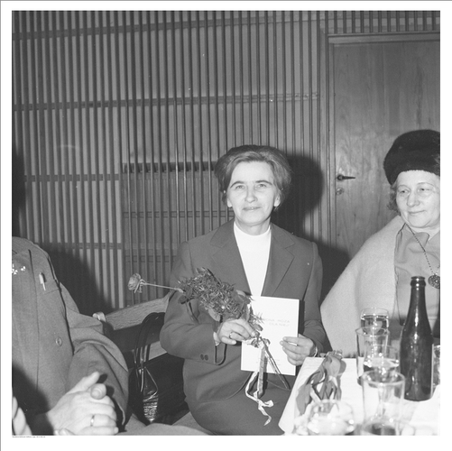 Obchody Dnia Kobiet oraz wręczanie odznaczeń w Warszawskim Komitecie Zjednoczonego Stronnictwa Ludowego w gmachu Naczelnego Komitetu Zjednoczonego Stronnictwa Ludowego, 1970 rok.
