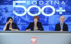 Już 110 tys. Polaków złożyło wnioski o 500 zł na dziecko. 'Spodziewamy się pozytywnego wpływu na gospodarkę'